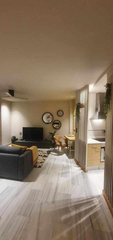 Apartamenticos Studio 98 Zaragoza Exterior photo